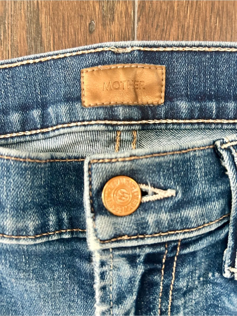 MOTHER Insider Crop Step Hem Fray Jeans